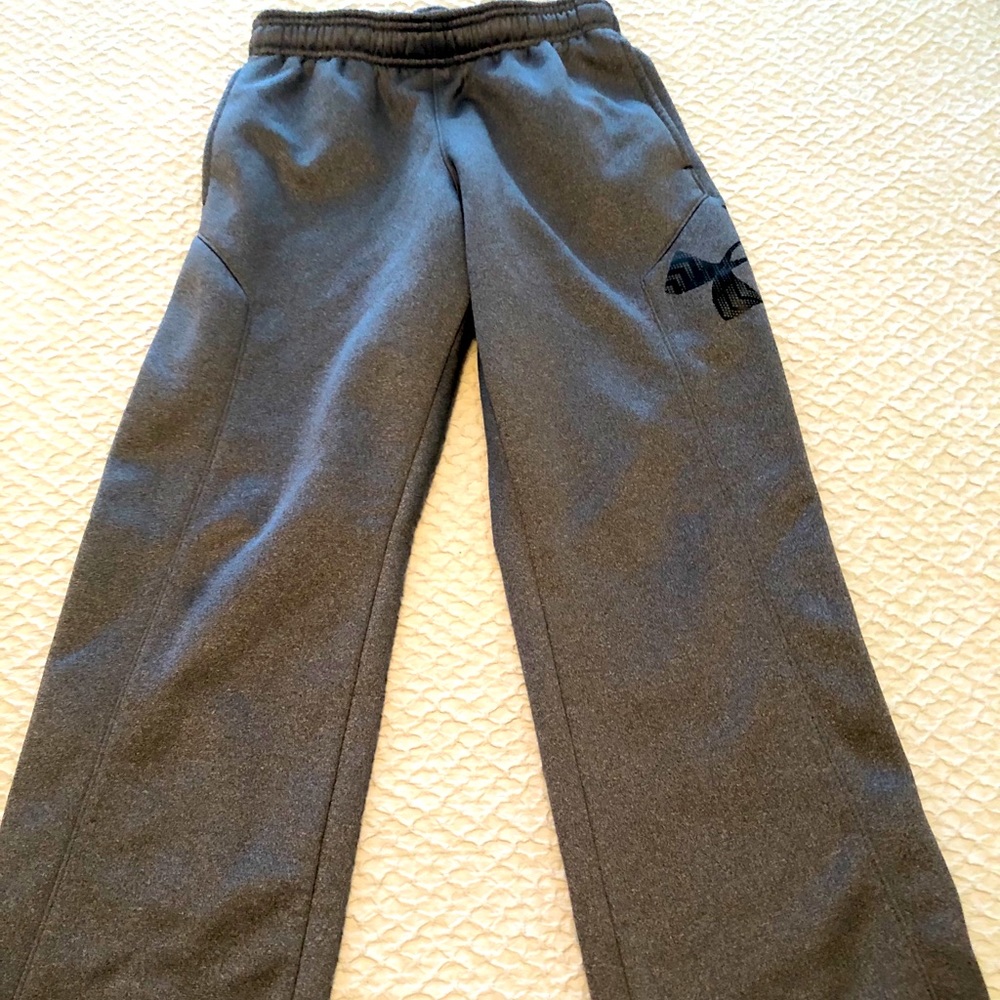 Under Armour youth medium